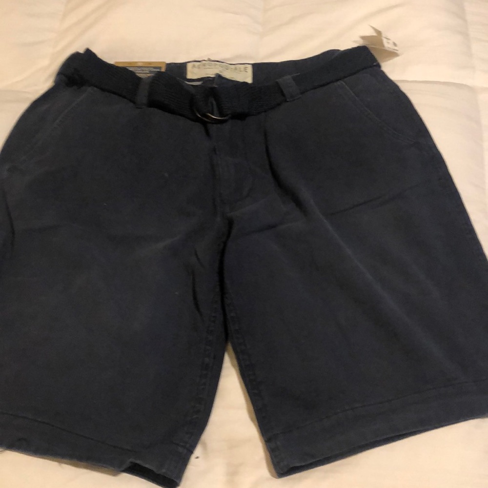 NEW Aeropostale 36 SHORTS